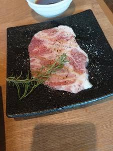 プレミアムカルビ 西鶴間店