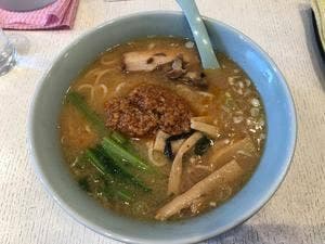 やすや