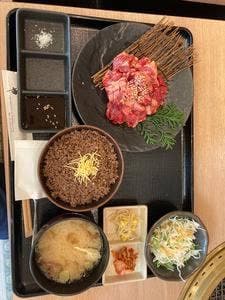 焼肉美食亭 いわや