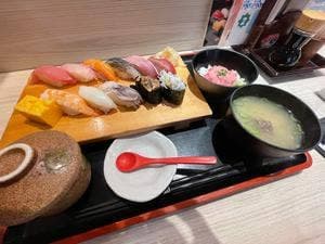 寿司魚がし日本一 三田店