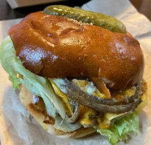 ハンバーガー&タコライス オーツー