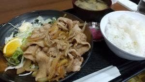 柏や