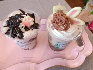 猫とウサギとスイーツのお店 crème chantilly