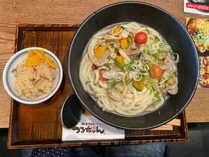 伊予の手造りうどん 名代 つるちゃん 衣山店