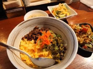 ASIAN BISTRO REW-EN