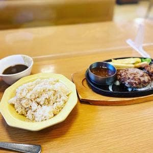 ヴィクトリアステーション 南円山店