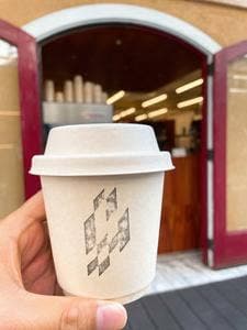 コーヒースタンド烏