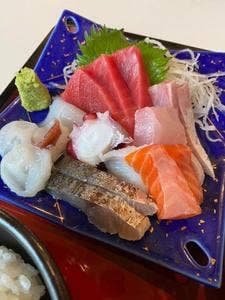 炭火やきとり山水