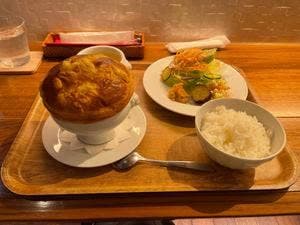 麹町BISTRO階段の途中