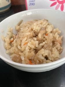 ラーメン もっと〜 彦名店