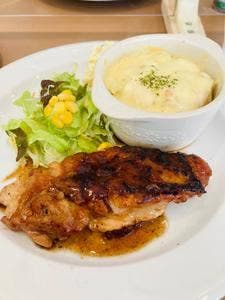洋食キッチン シオン