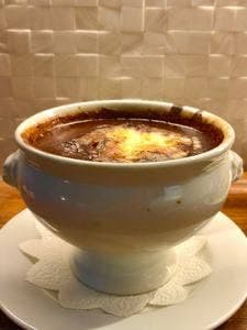 麹町BISTRO階段の途中