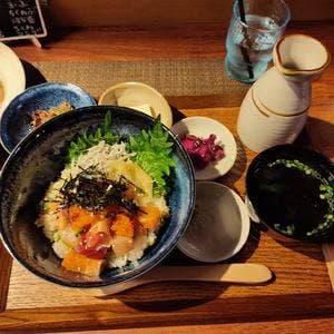 満月食堂
