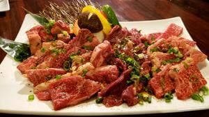 炭火焼肉 伊賀よし