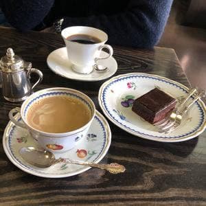 茜屋珈琲店 駅前店