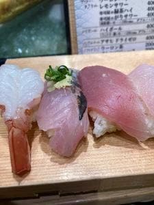 立喰い寿司 魚がし日本一 近鉄難波駅店