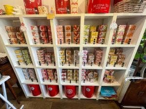 Cafe たからや