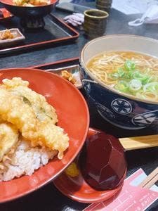 十割そば太郎 戸島本店