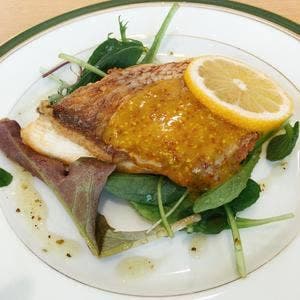 マルハリゾート まるはドライブイン内海店