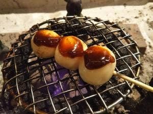 囲炉裏茶屋 ななころびやおき