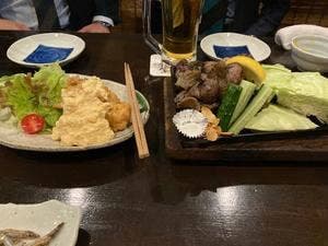 ひしゅうや