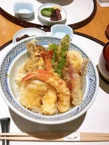 てんぷら 山の上 三越日本橋店内