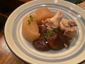 鶏おでんと出汁割り日本酒 ふぁるこ