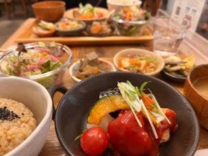 実身美 京橋店