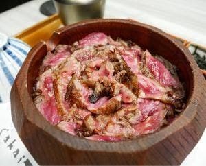牛ひつまぶし専門 SAKAI