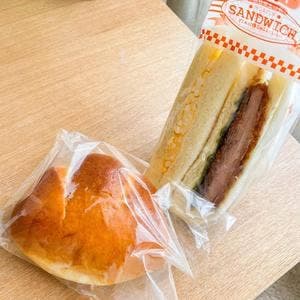 青柳ベーカリー