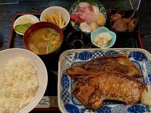 割烹 梓川