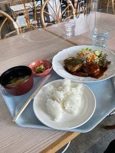 カフェテリアマーメイド