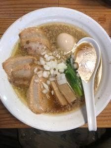 自家製多加水極太麺 ISAMI