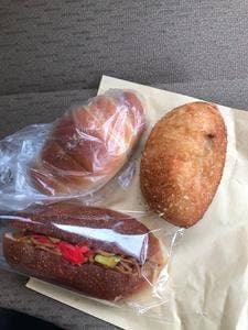 焼きたてパン工房 サラブレッド