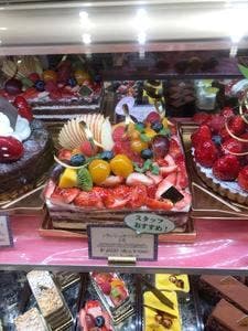 パティスリー レザネフォール 恵比寿本店