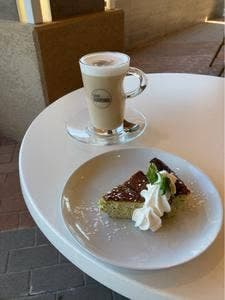 ヨロ研カフェ 美園店