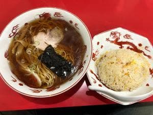 中華料理 大門