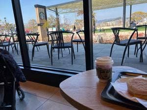 スターバックス コーヒー 高槻安満遺跡公園店