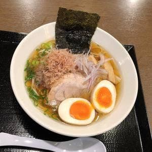 鶏ガラとんこつ しまもと