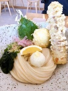 さぬきうどん・寿司 men・ju