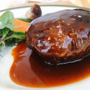 マルハリゾート まるはドライブイン内海店