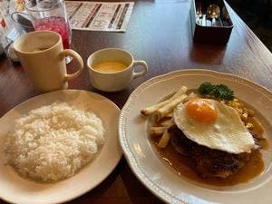 ロイヤルホスト 新宿店