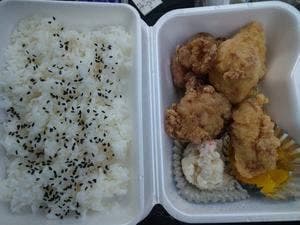 唐揚げ専門店 鶏笑 福津中央店