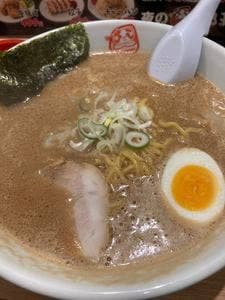 夜のだるまや