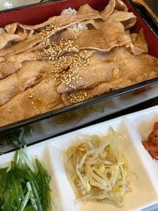 炭火やきとん 丸寿 肥後橋店