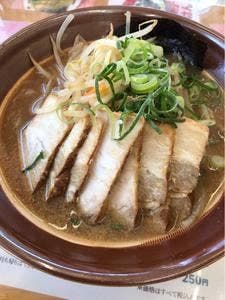 まるにラーメン