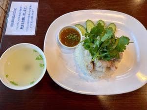 カオマンガイ専門店 Pui