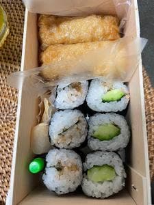 神田志乃多寿司 新宿伊勢丹店