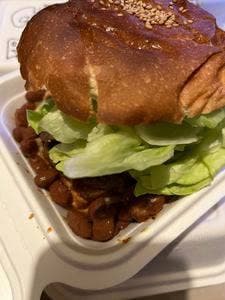 ハンバーガー専門店 B2B TOKYO 三軒茶屋