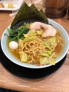 横浜家系ラーメン 町田商店 鶴ヶ島店